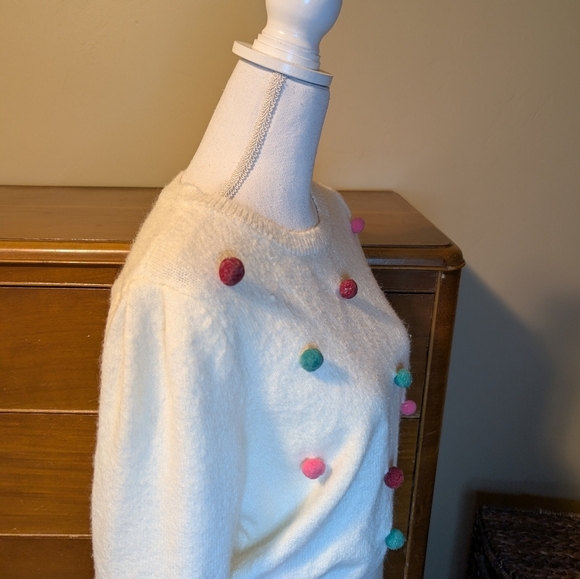 Christmas Dingle Ball White Crop Sweater SZ Large - Picture 12 of 15